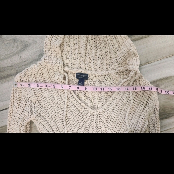 American Eagle Cream Knit Sweater - Picture 9 of 11